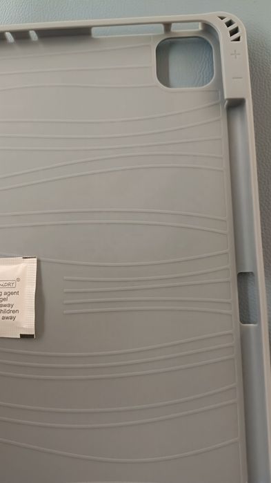 Capa Magnética iPad 12