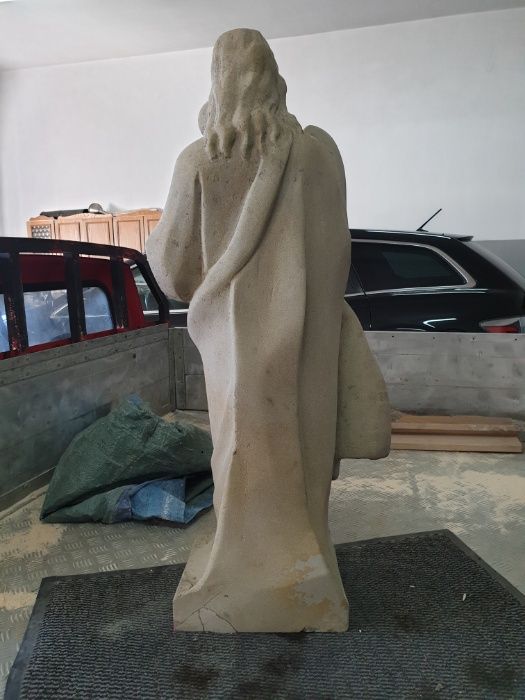 Rzeźba Chrystusa Miłosiernego