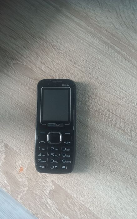 Maxcom MM134 .   .