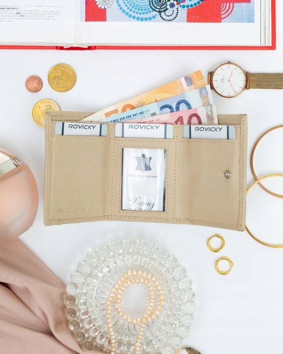 mały portfel damski na zatrzask ze skóry naturalnej - rovicky