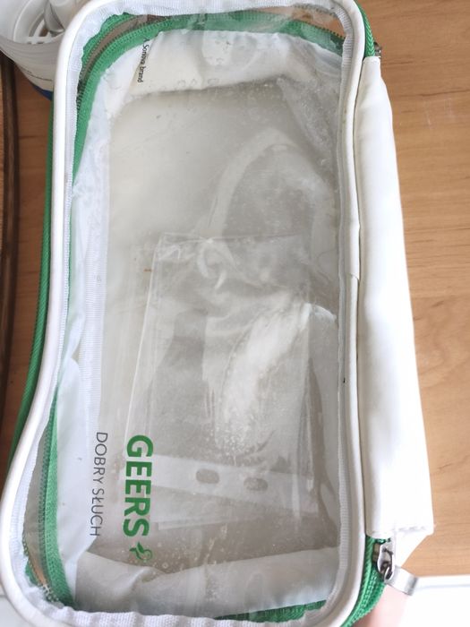 Aparat słuchowy na lewe ucho