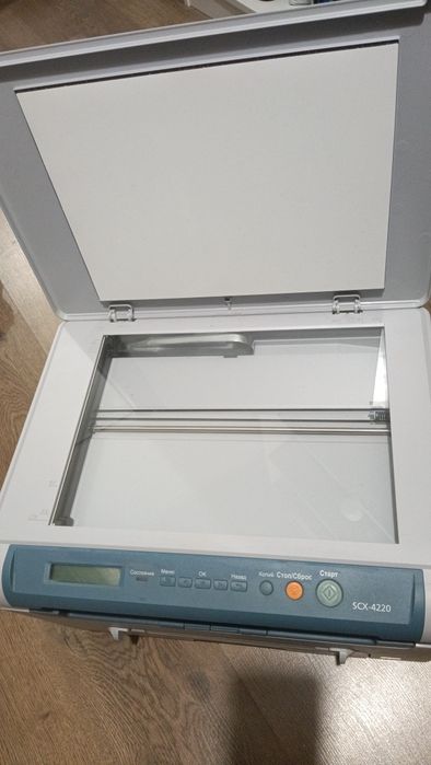 Продам принтер Samsung SCX 4220