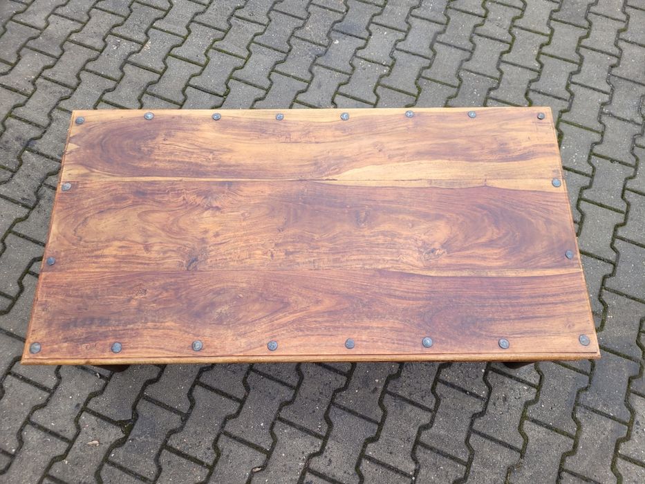 Ładna ława tekowa.