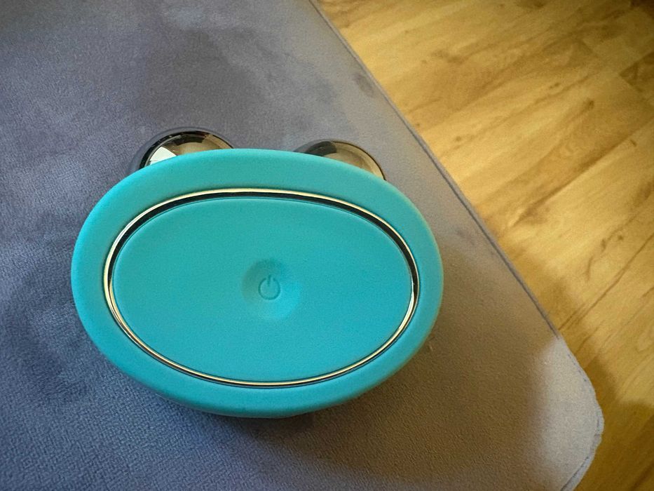 Foreo Bear Mint urządzenie do masażu twarzy