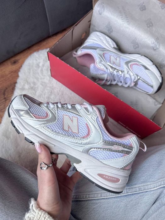 New Balance 530 White Silver Pink трендові жіночі кросівки ню беланс 530 сітка нб