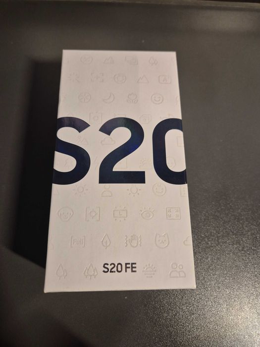 Samsung Galaxy S20 FE 128GB Cloud Navy + słuchawki buds i case