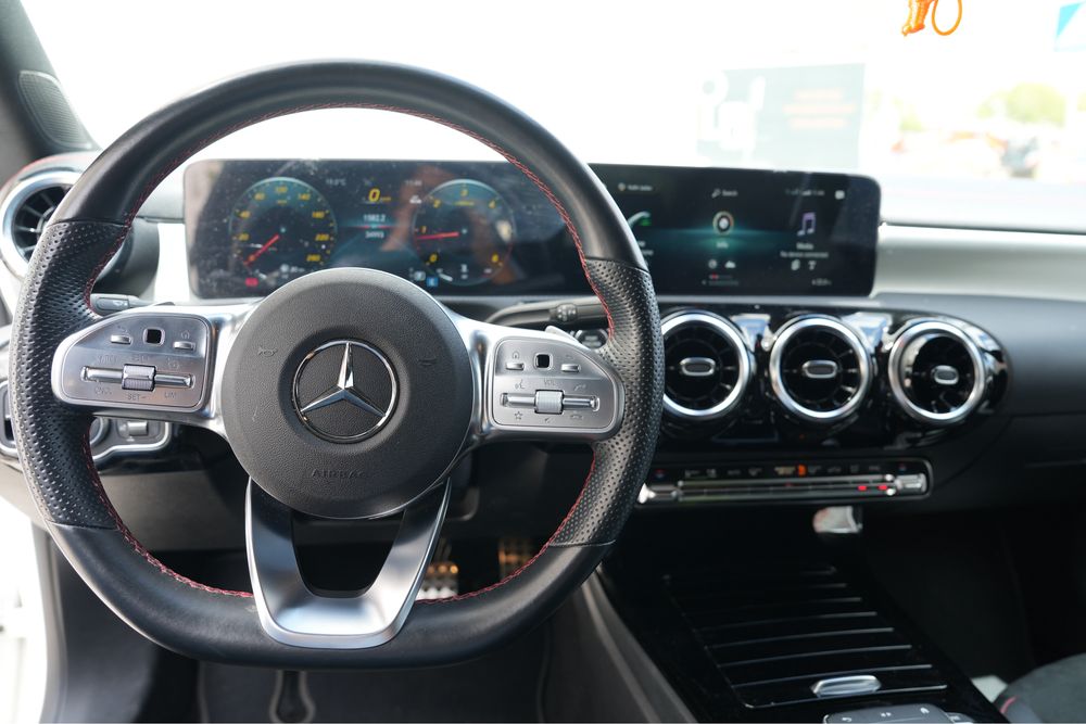 Mercedes-Benz CLA 180d AMG Line