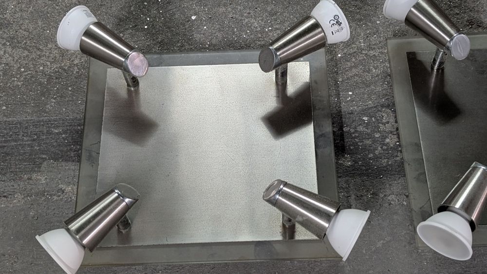 Candeeiro de sala c/ 4 focos led