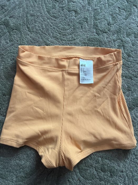 Купальные шорты женские