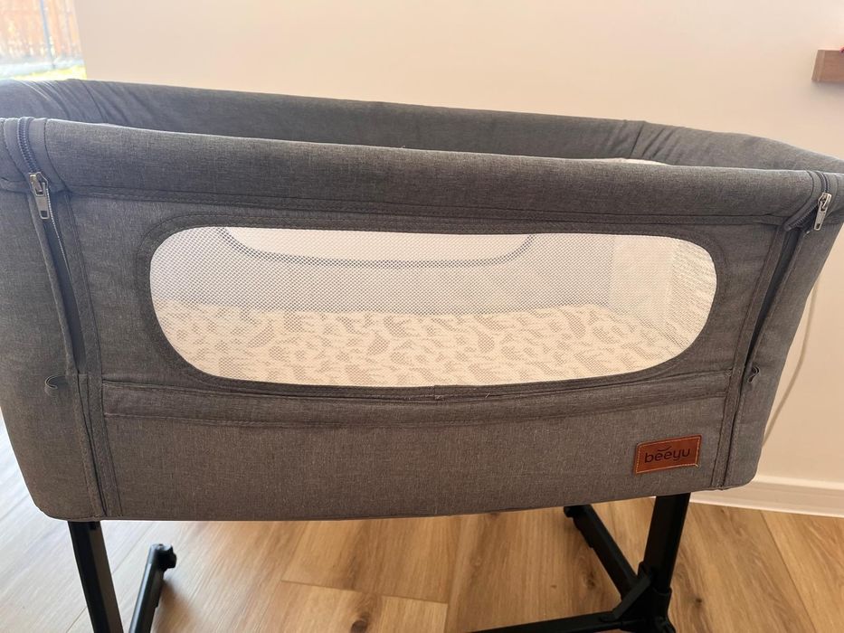 Łóżeczko  dostawka dla dziecka beeyu