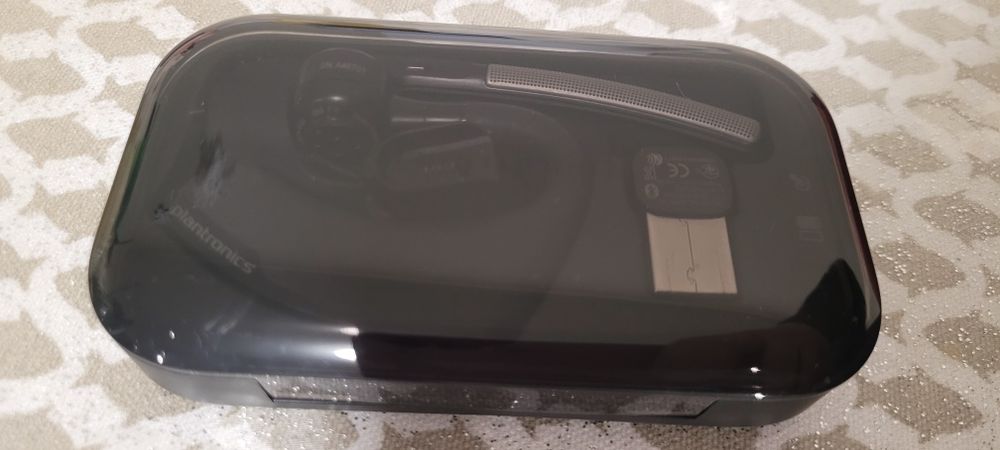 Гарнитура Plantronics Voyager Legend B235-M UC (87680-02