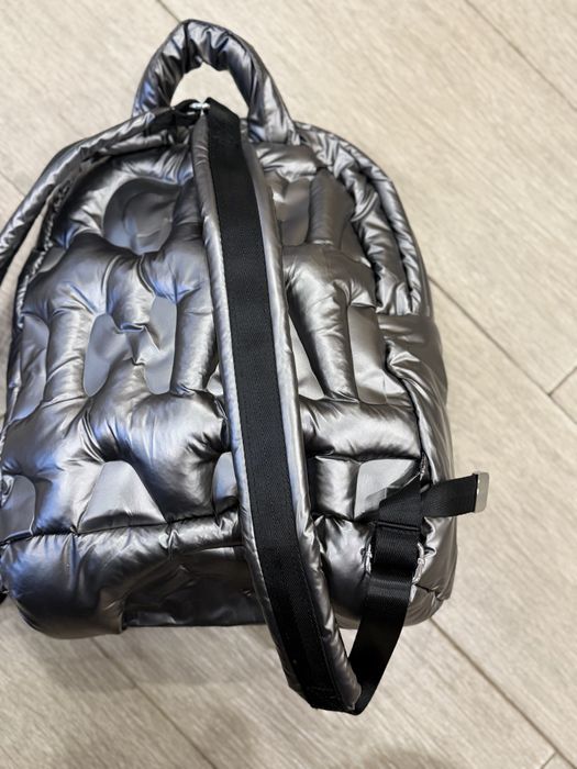 Продам Рюкзак chanel.