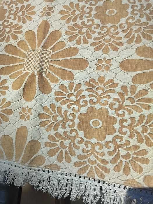 COLCHA BROCADA DE ALGODAO
