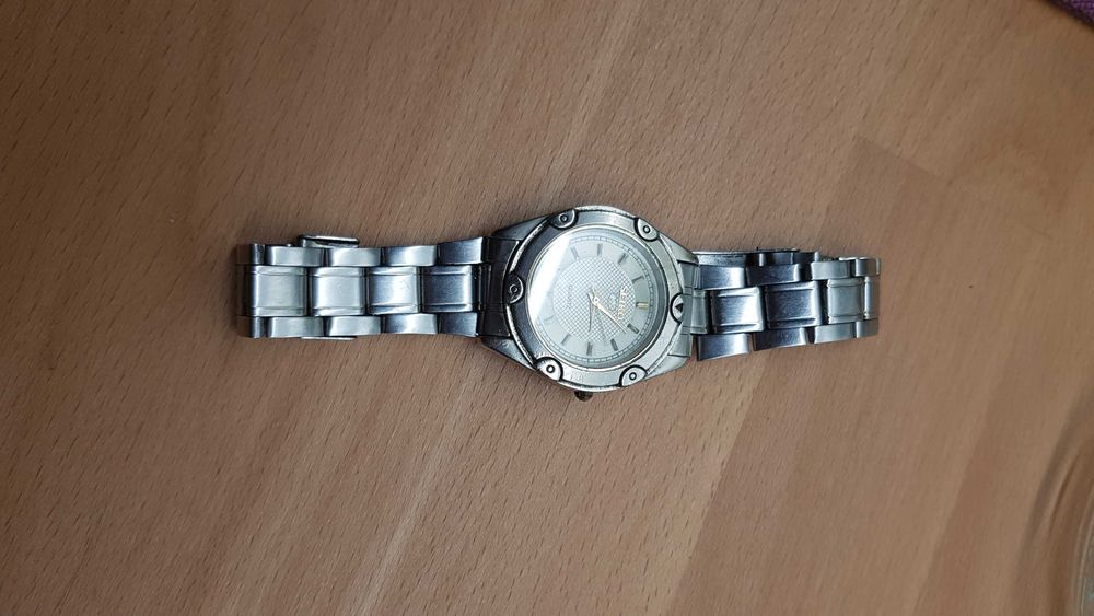 Męski zegarek quartz