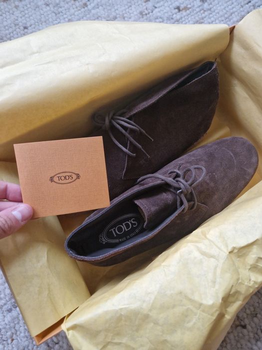 Tod's Suede Desert boots