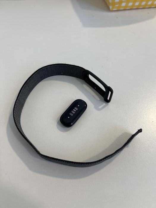 Google Fit Bit Air