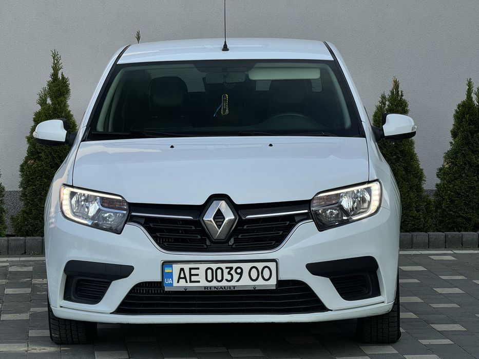 Renault Logan Sedan