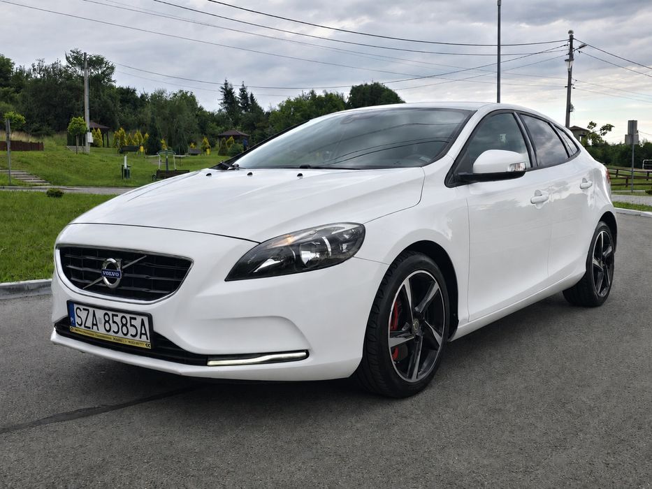 Volvo V40 D4 KINETIC 190km
