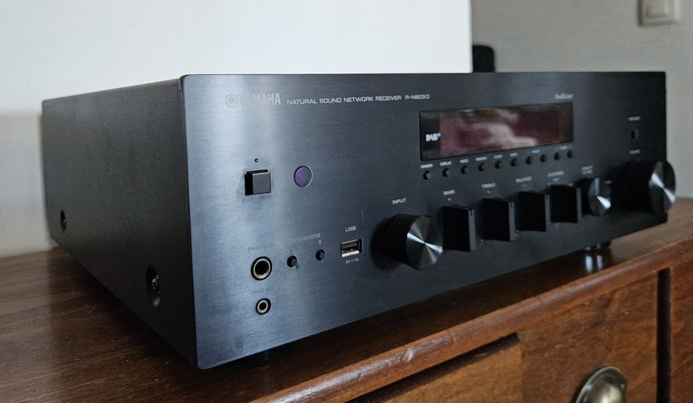 Amplituner YAMAHA R-N803D (Spotify, Tidal)