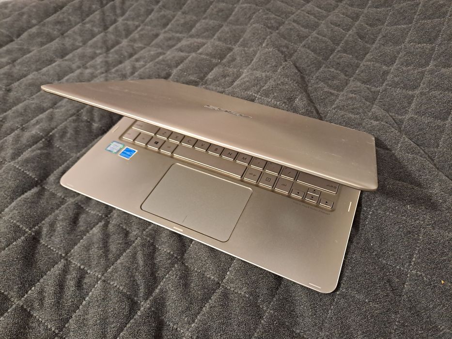 Laptop Asus Zenbook Flip UX360C