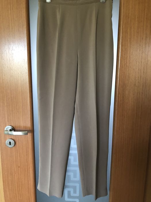 Garnitur damski rozm. 10/38 - 125 zł