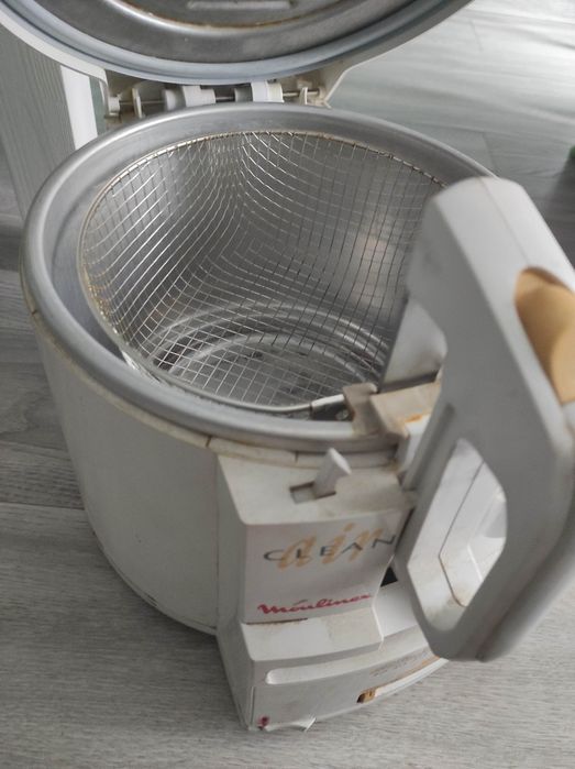 Фритюрниця Moulinex Clean 2000w