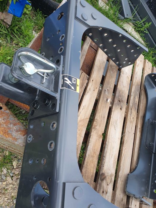 Belka Zaczep Manualny Tył VOLVO  Mercedes Man
