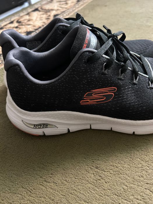 Кросівки Skechers 43 р.