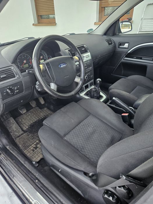 Ford Mondeo 1.8 benzyna