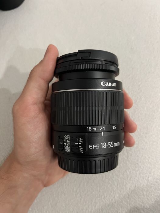 Canon EOS 2000D