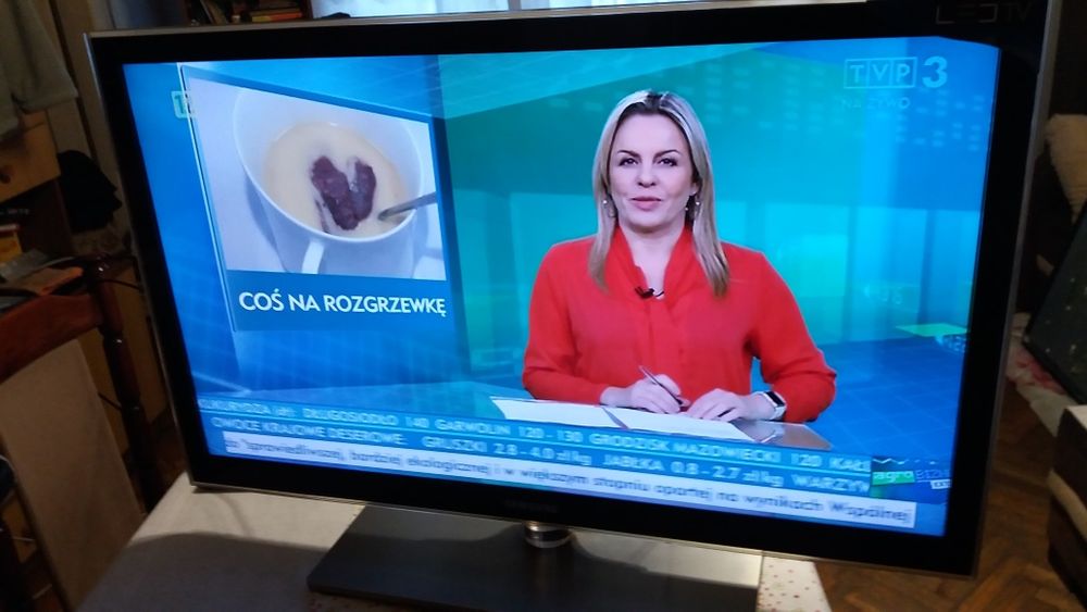 Telewizor  40 cali Full HD LED Samsung UE 40C6000RW z pilotem i DVB-T