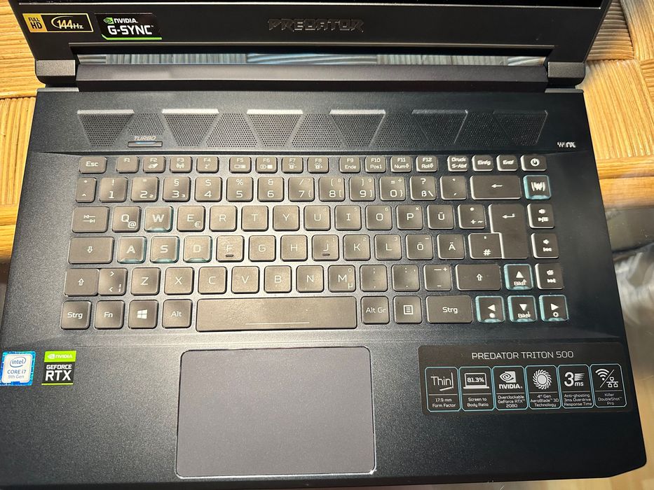 Laptop Acer Predator Triton 500  16gb RAM  1TB SSD  RTX 2080 Super