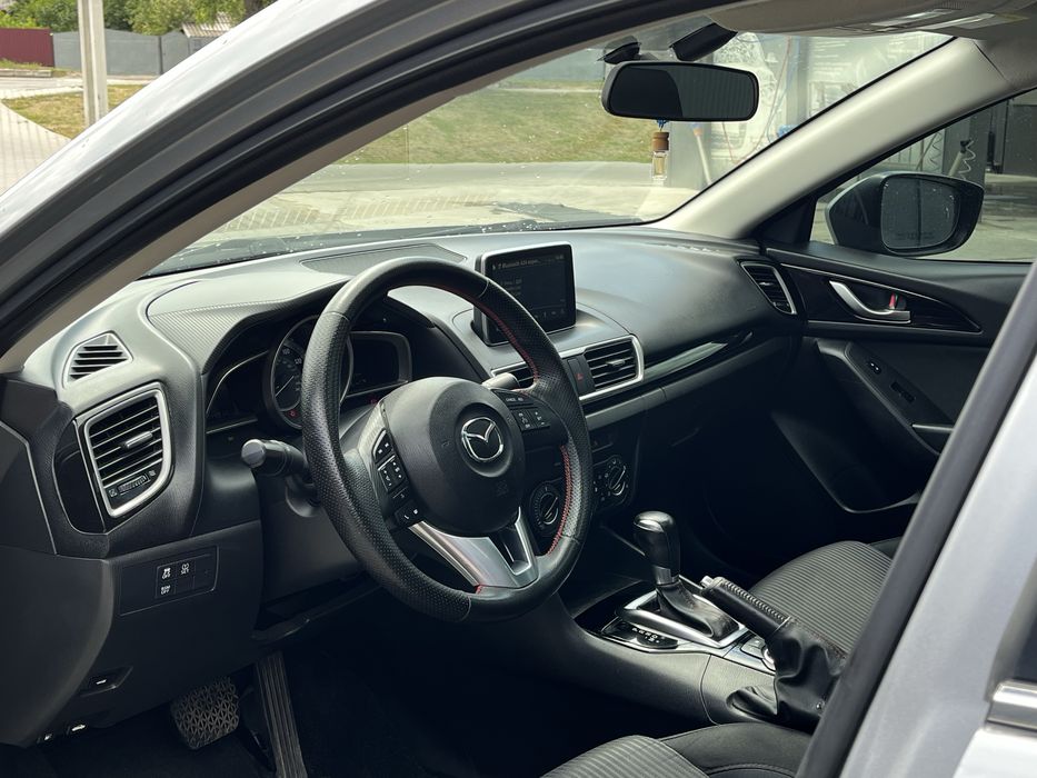 Продам автомобіль Mazda 3