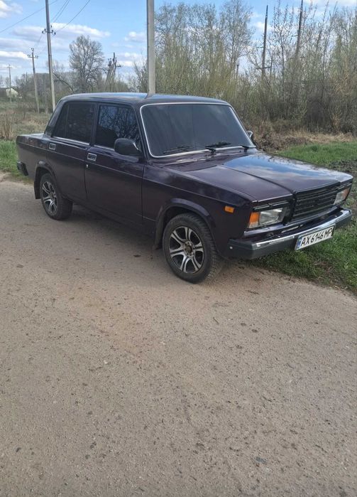 Продам автомобіль ваз 2107
