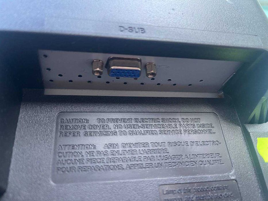 Монітор LG L1742SE (L1742SE-BF) чорний