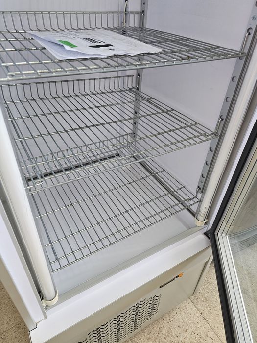 Armário de refrigeração