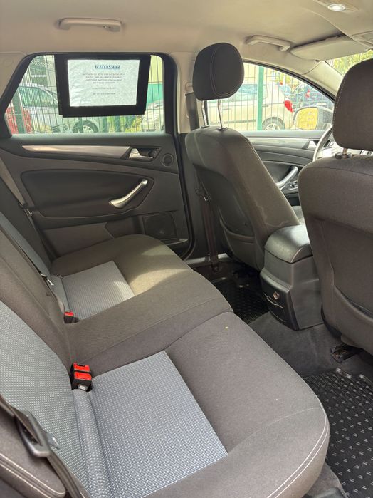 Ford Mondeo MK4 Trend Kombi 2.0 benzyna