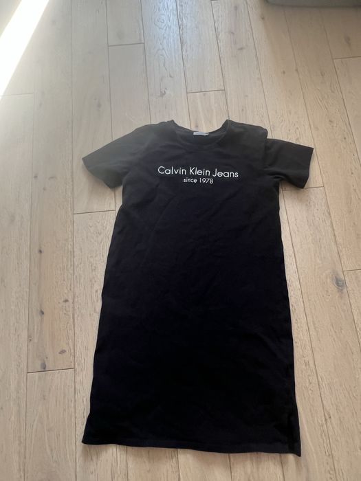 Сукня-футболка calvin clein s-m