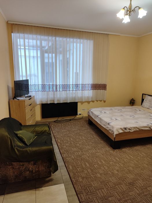 Квартира подобово в центрі на Пушкіна біля Лесі