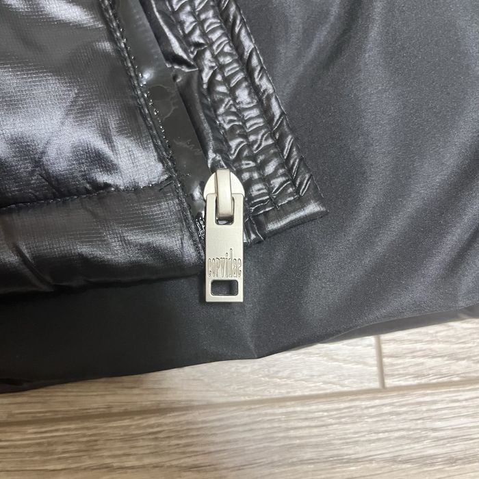 Пуховик Corvidae Shiny Puffer Jacket