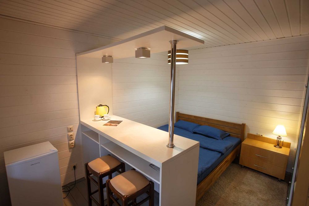 Здається двомісний номер Standard Double у заміському комплексі