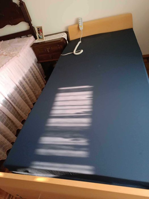 Cama Articulada  com pouco uso