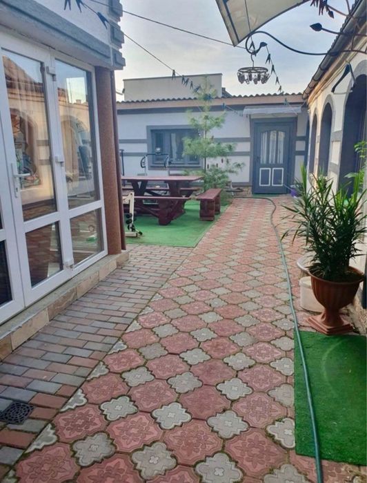 Будинковолодіння 260 м2 Берегово Стефаніка