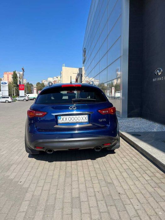 Infiniti QX70 продам в ідеальному стані