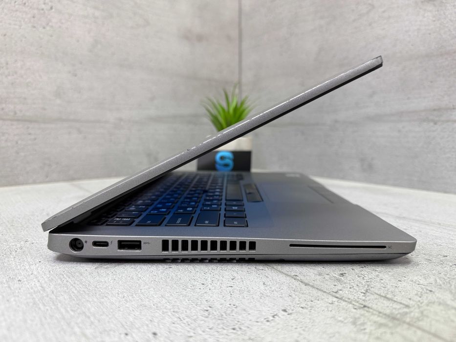 Сенсорний ноутбук Dell 5411/i5-10400H/16gb ddr4/14" FullHD ips/256gb ssd