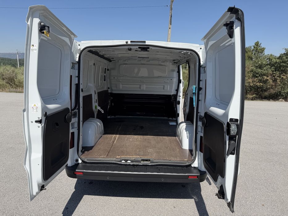 Renault Trafic 2.0 Dci