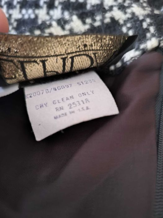 Saia vintage padrão quadrados 100% lã
