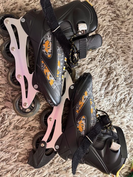 Роликові коньки