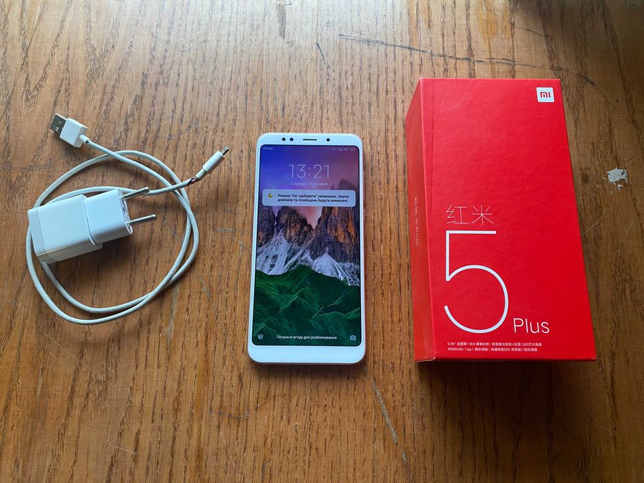 Смартфон Xiaomi Redmi 5 Plus 4/64 Gb