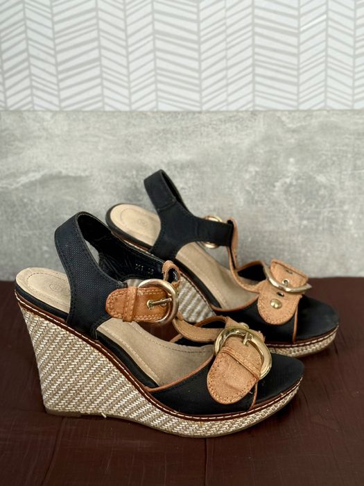 Літні жіночі босоніжки на платформі Женские летние босоножки платформе